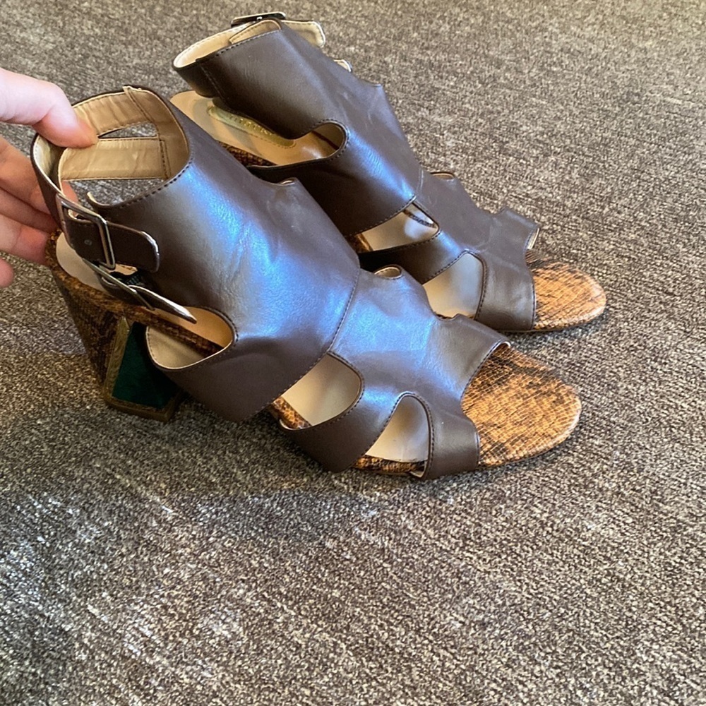 Mark womens heeled sandals; size 9